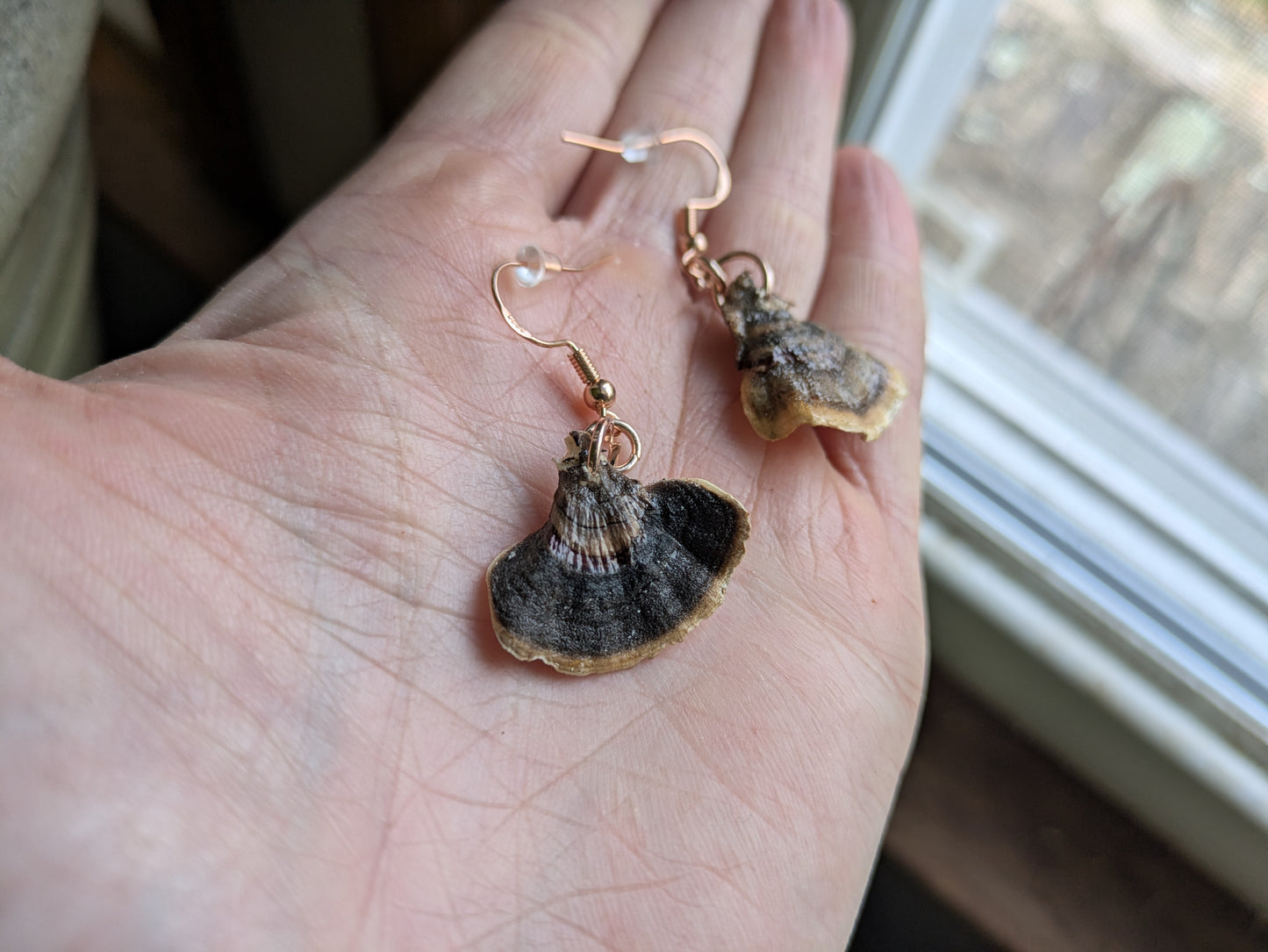 Turkey Tail Earrings Gold 1